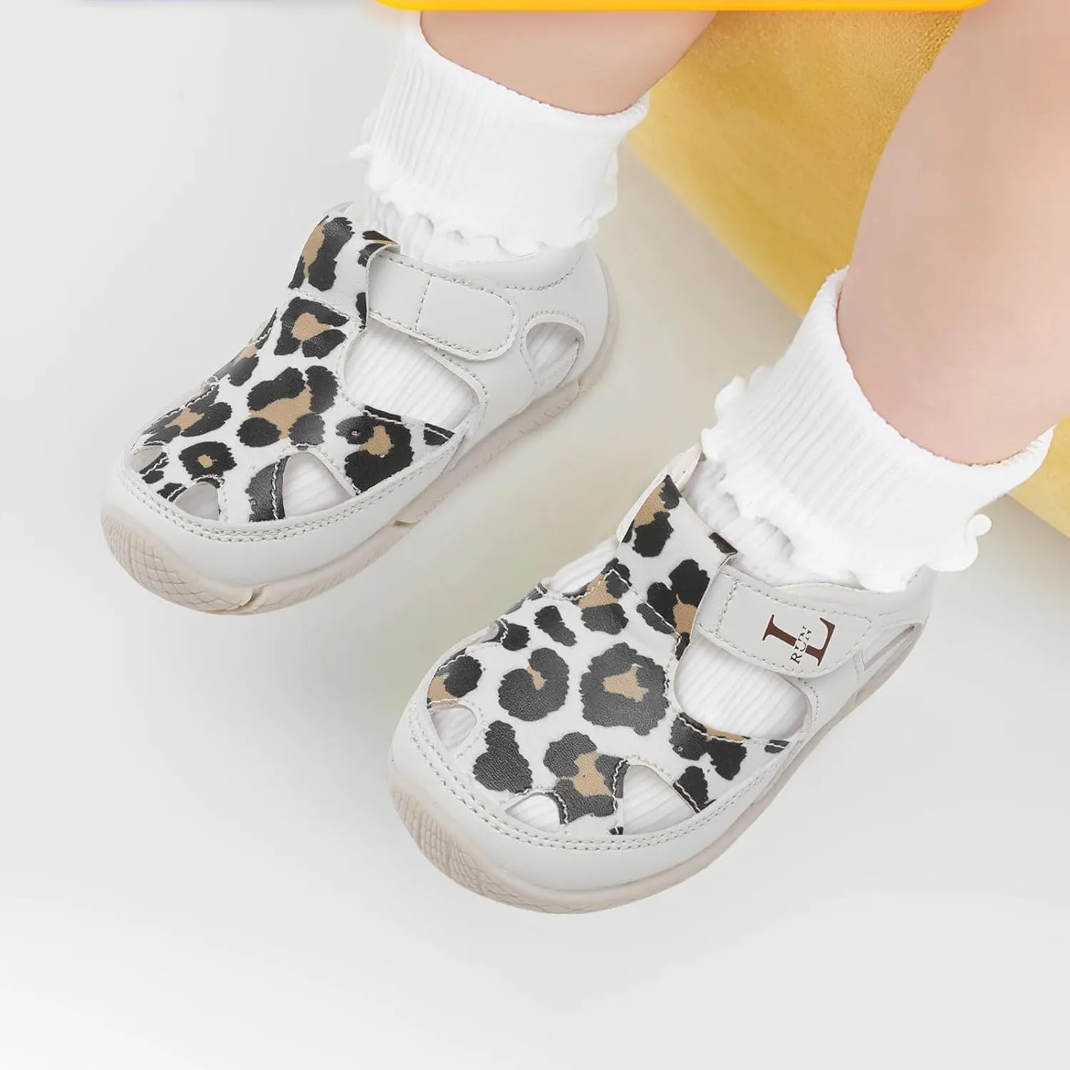 L-RUN Toddler Mary Jane Shoes Girls Casual Barefoot Sandals Breathable Princess Dress Flats Non-Slip Rubber Sole Infant First Walker Shoes for Outdoor Indoor